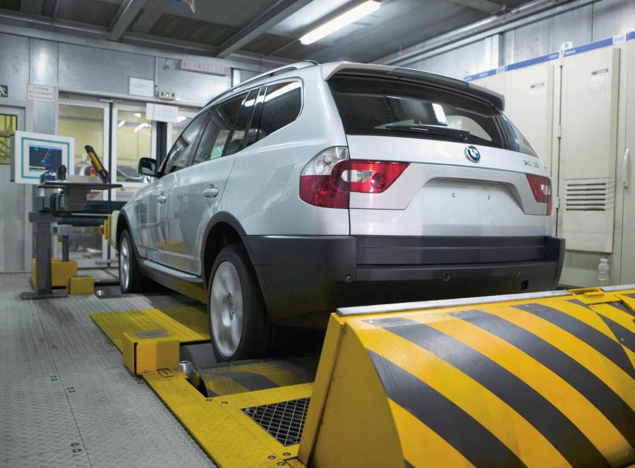  BMW X3 2004 года  (фото 11 из 67)